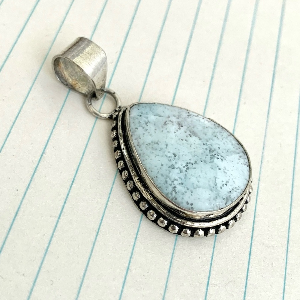 white blue grey speckled stone silver tone teardrop pendant